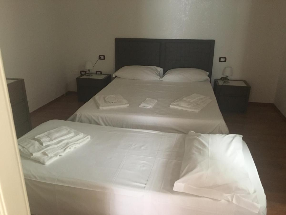 Stelmalu' Hotel Novoli Buitenkant foto