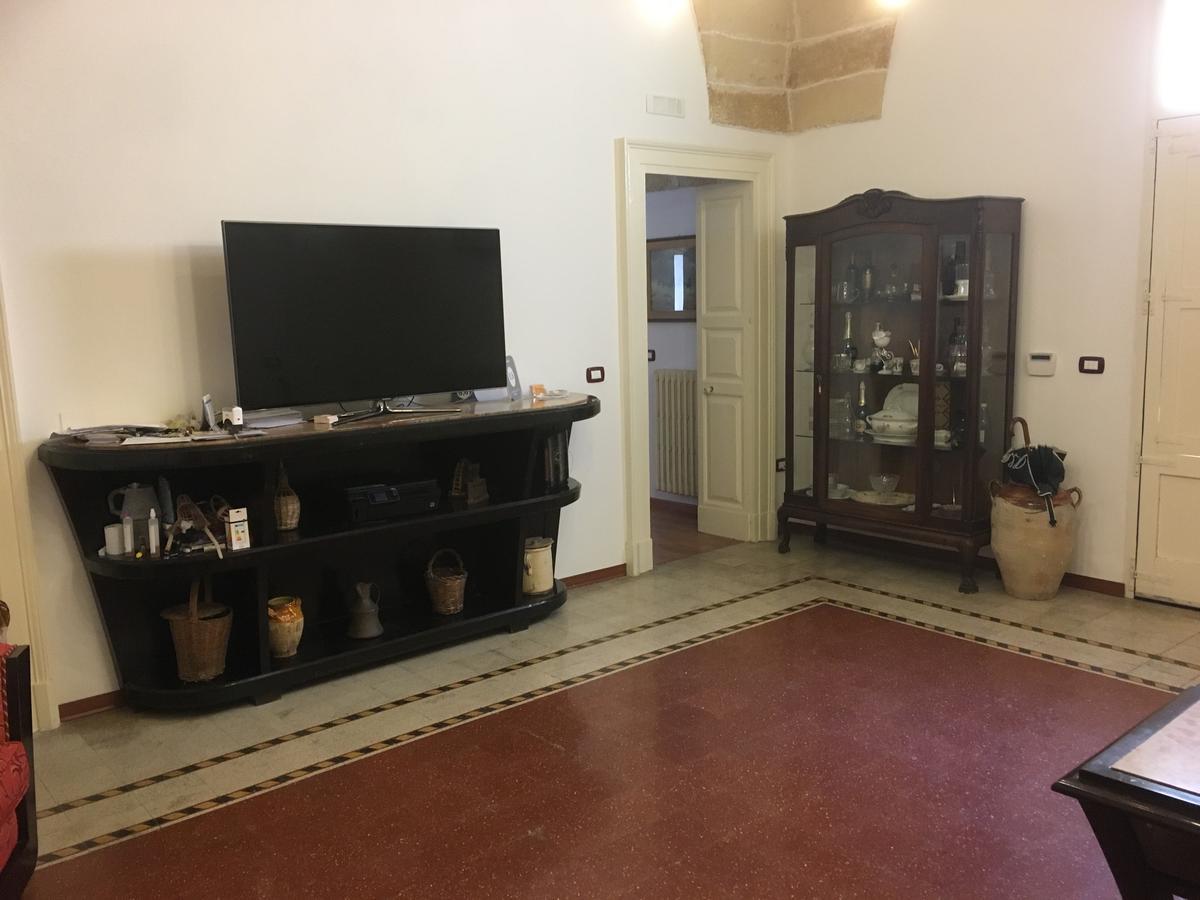 Stelmalu' Hotel Novoli Buitenkant foto